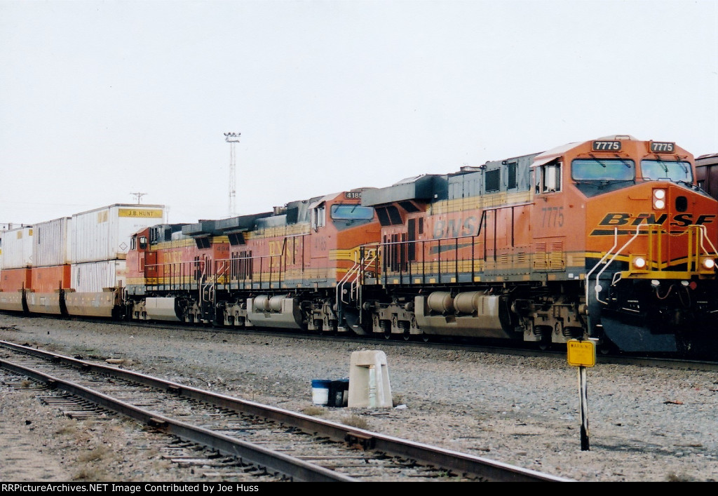 BNSF 7775 East